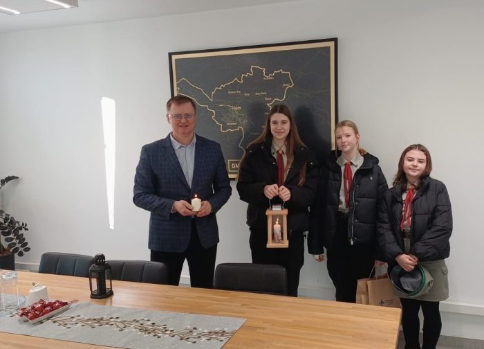 Miniaturka artykułu Betlejemskie Światło Pokoju dotarło do Gminy Głogów