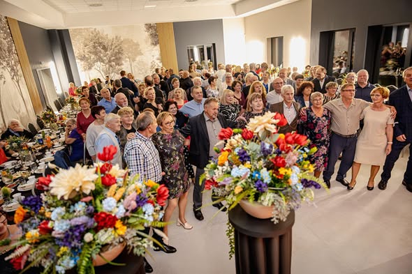 Miniaturka artykułu Bal z Seniorami oraz otwarcie świetlicy w Wilkowie