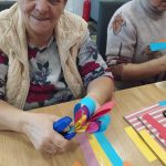 ozdoby na Walentynki w klubie seniora