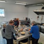 filcowanie i sport w klubie seniora w Ruszowicach i Serbach