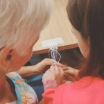 wizyta Domu Dziecka w Klubie Seniora