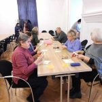 ozdoby choinkowe w klubie seniora