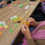 ozdoby choinkowe w klubie seniora