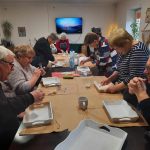 Zajęcia decoupage w Klubie Seniora w Ruszowicach