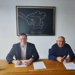 Podpisanie umów na modernizację dróg gminnych w obrębie Przedmoście